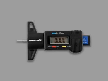 Digital depth gauge