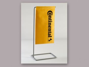 Table flag